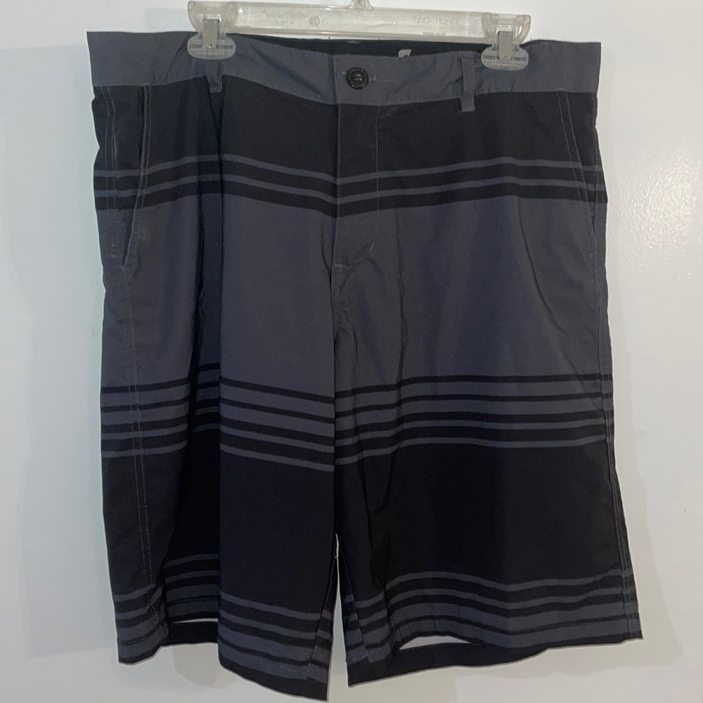 OP OPFLEX 4 way stretch grey black shorts size 36 great condition